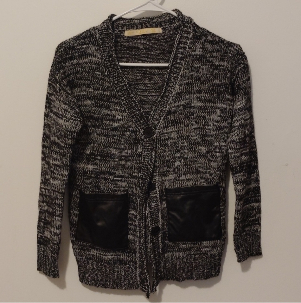 CBRL Lady cardigan- Black And White Cardigan Sweater with 4 Buttons and  Pockets